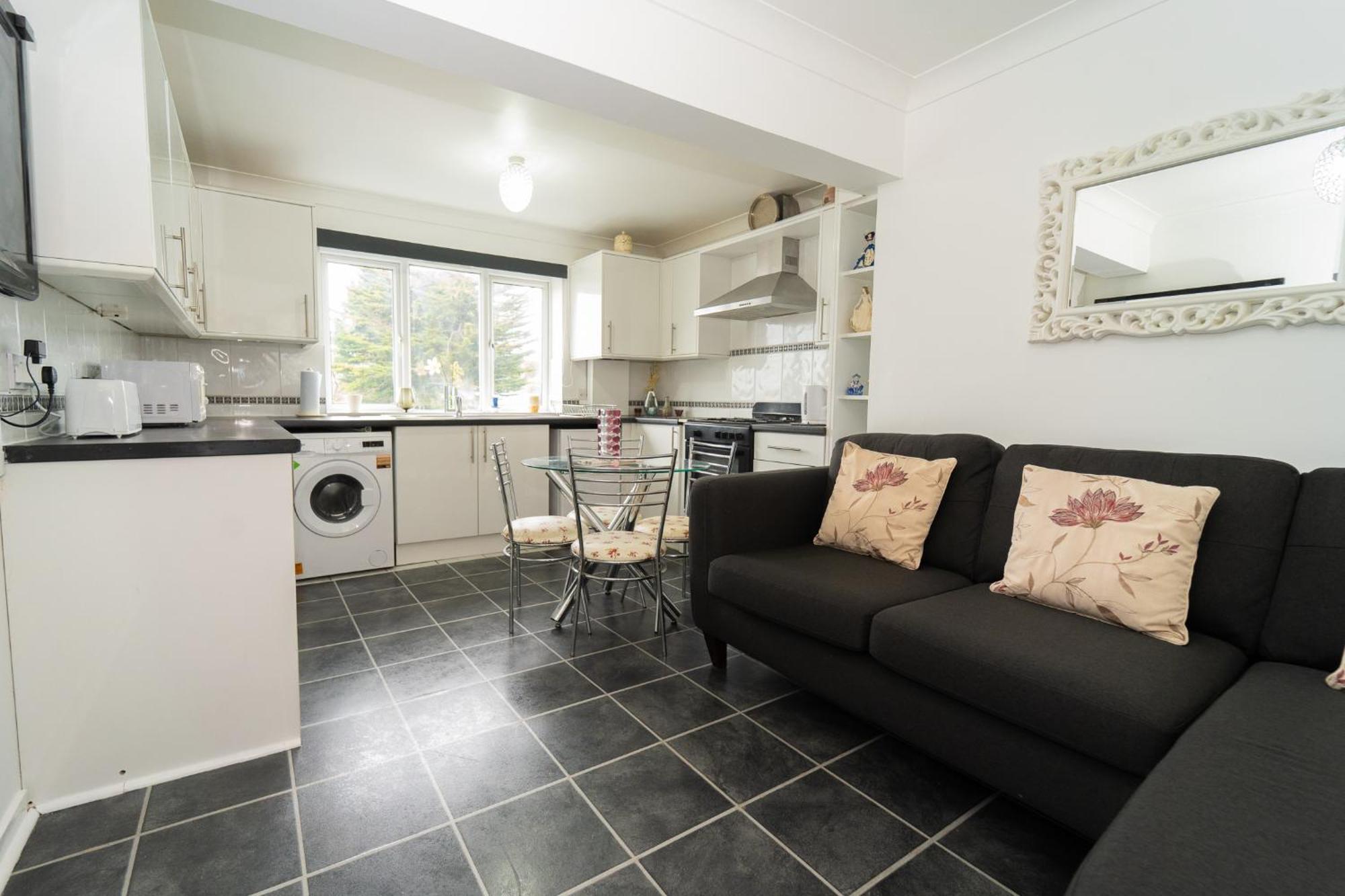 Saltdean Apartment On High Street מראה חיצוני תמונה